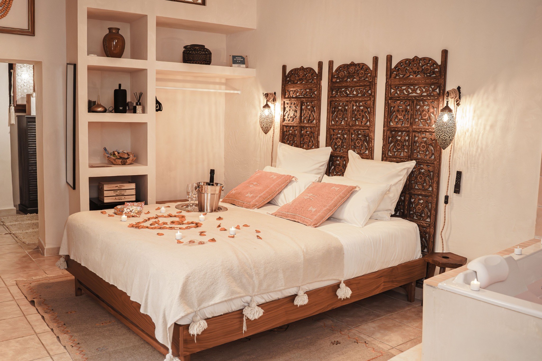 Suite Riad préparée pour une escapade romantique